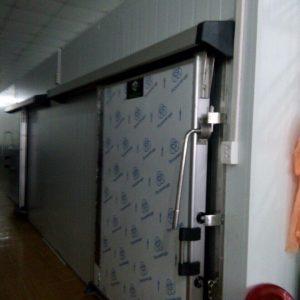 CỬA TRƯỢT KHO LẠNH 06